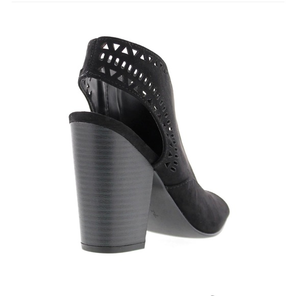 Indigo Rd Women's Izzo Sandal in Black - Picture 3 of 4